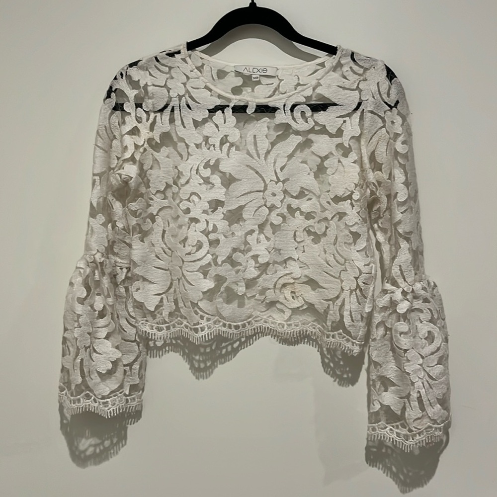 Lace cropped blouse